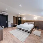 Hotel Elena