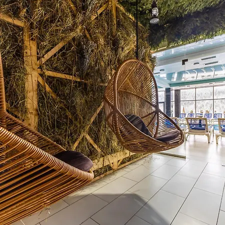 Elena Hotel Boekovel