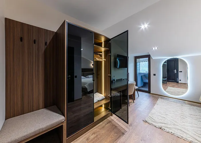 Elena Hotel