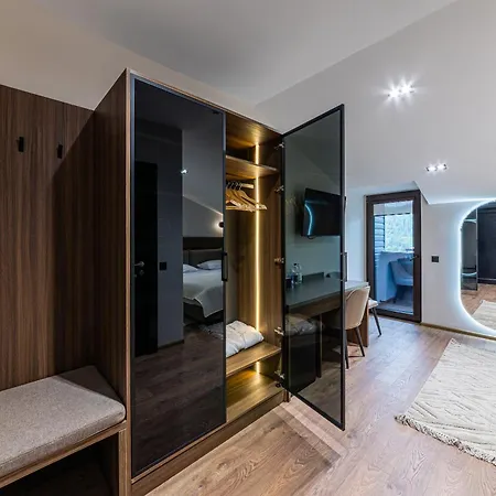 Elena Hotel